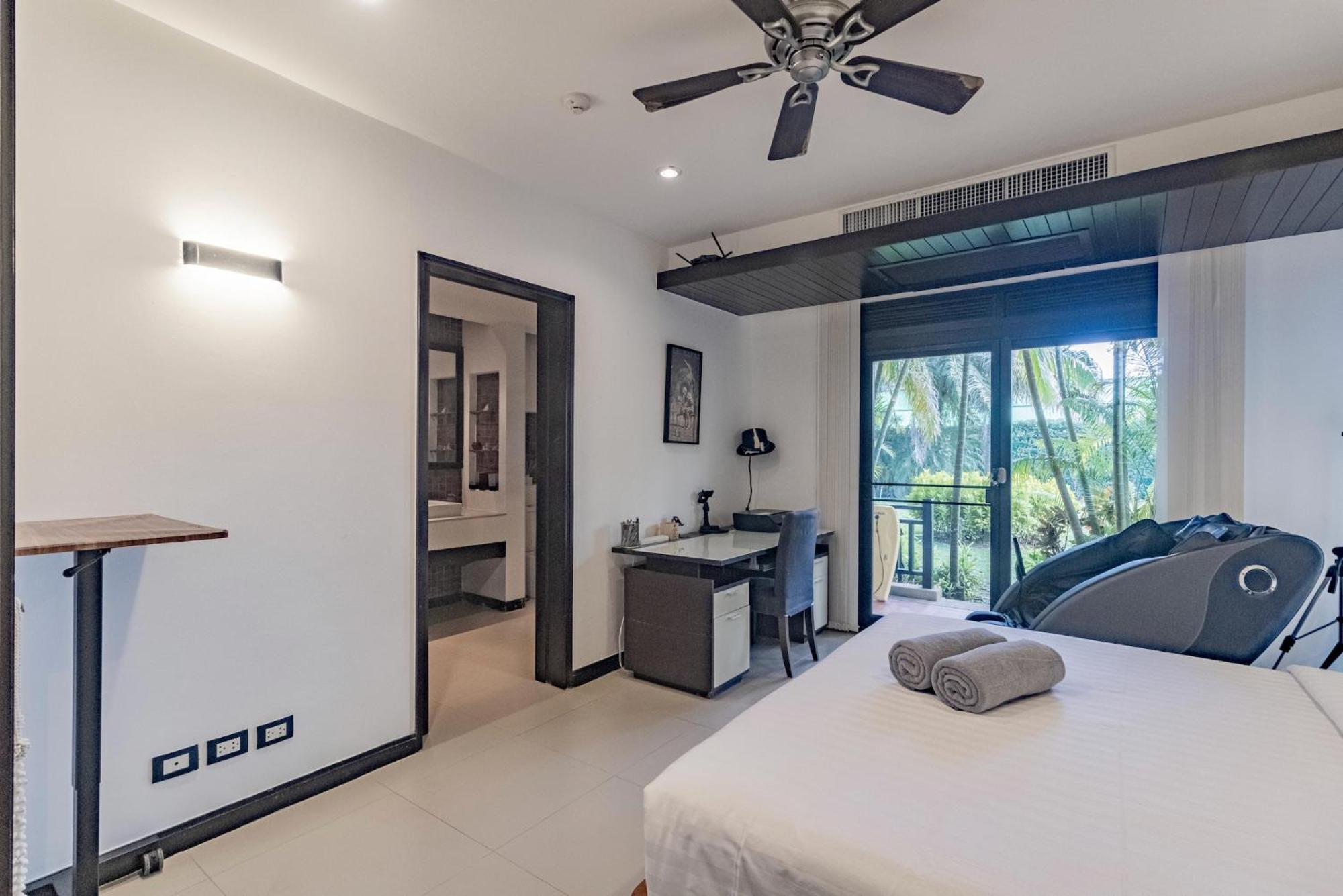 Casa Oasis — 3br In Laguna & Layan Beach Apartment Phuket